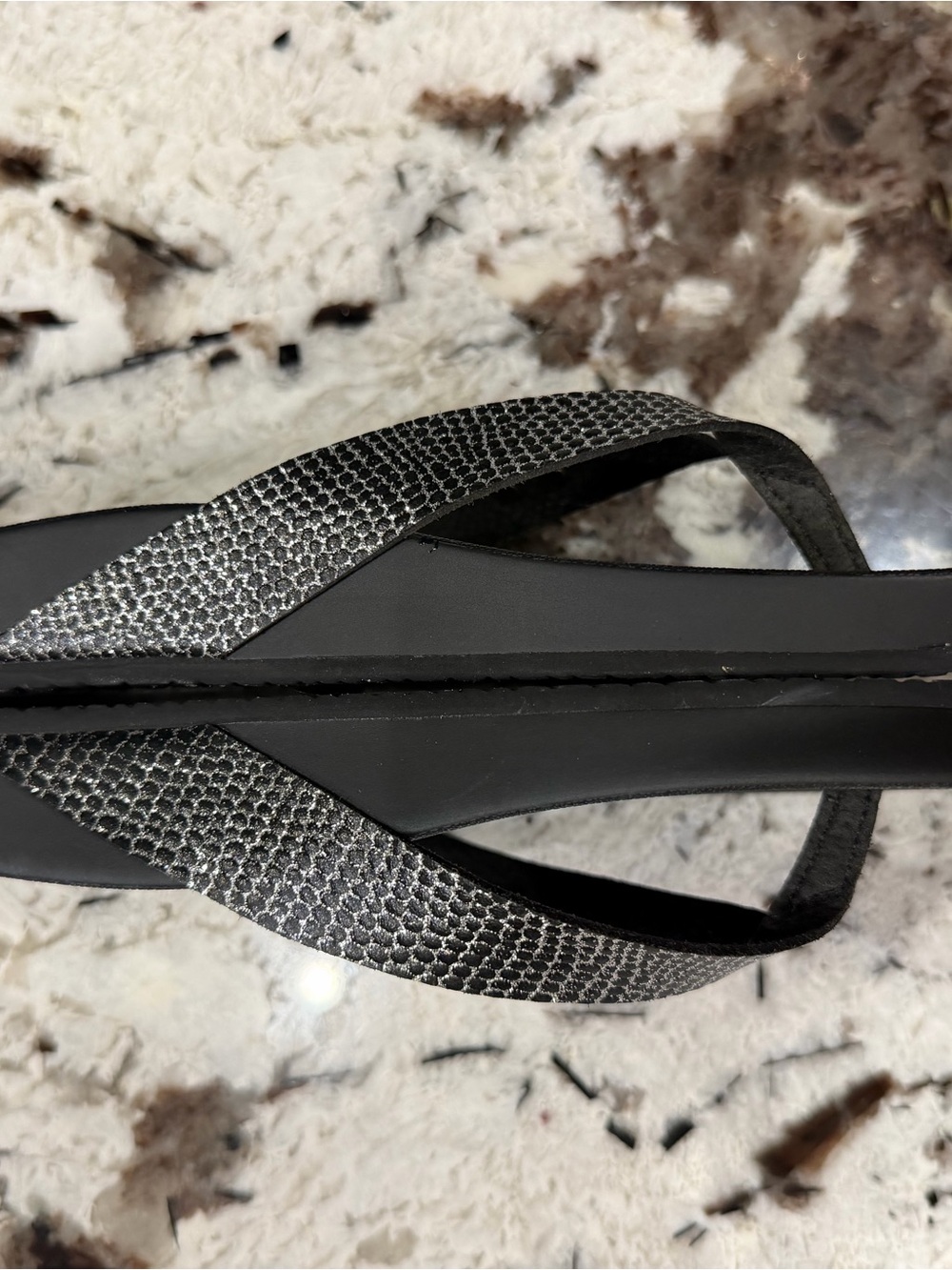 Flip-flops (Reef) - Picture 4 of 9